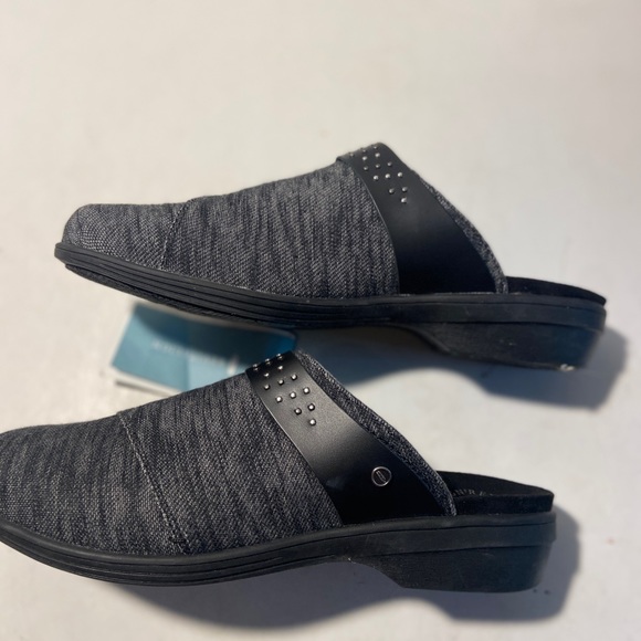 Revitalign gray & black leather & fabric mules size 10 NWT - Picture 4 of 7